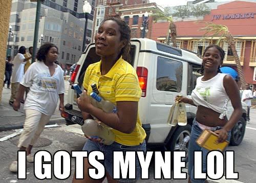 looters photo: Looters - &quot;I gots myne lol&quot; lootergirls.jpg