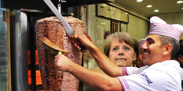 Merkel’in Döner Hayranlığını Gösteren 10 Fotoğraf
