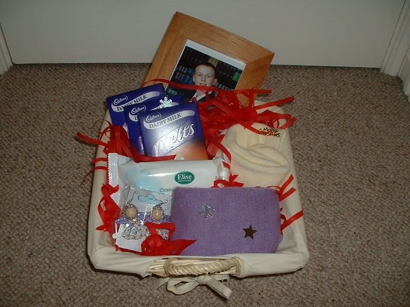 gifts004.jpg