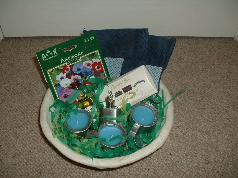 gifts007.jpg