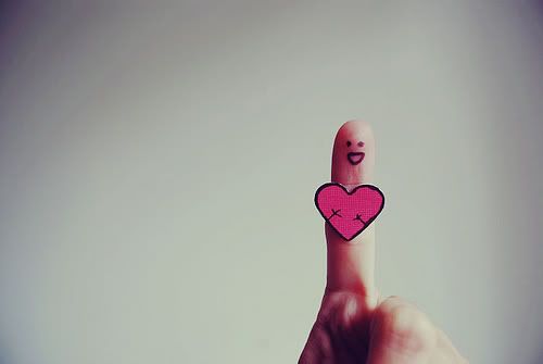 Heart finger