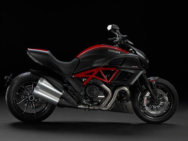 Ducati-Diavel-01_sized.jpg