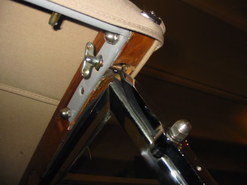 [Linked Image from i118.photobucket.com]