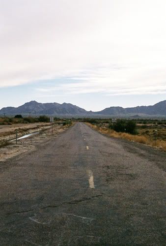 IMAGE: http://i118.photobucket.com/albums/o94/roadpilot/Jan%201%2006%20-%20Bridge/bridge4.jpg