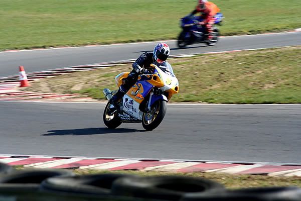 IMAGE: http://i118.photobucket.com/albums/o94/roadpilot/Random/pete3.jpg